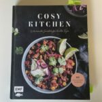 Der Kochbuch Podcast zu „Cosy Kitchen“ von Agnes Prus